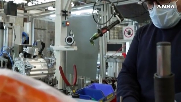 Stellantis: cala compenso di Elkann, Tavares piu' 55%