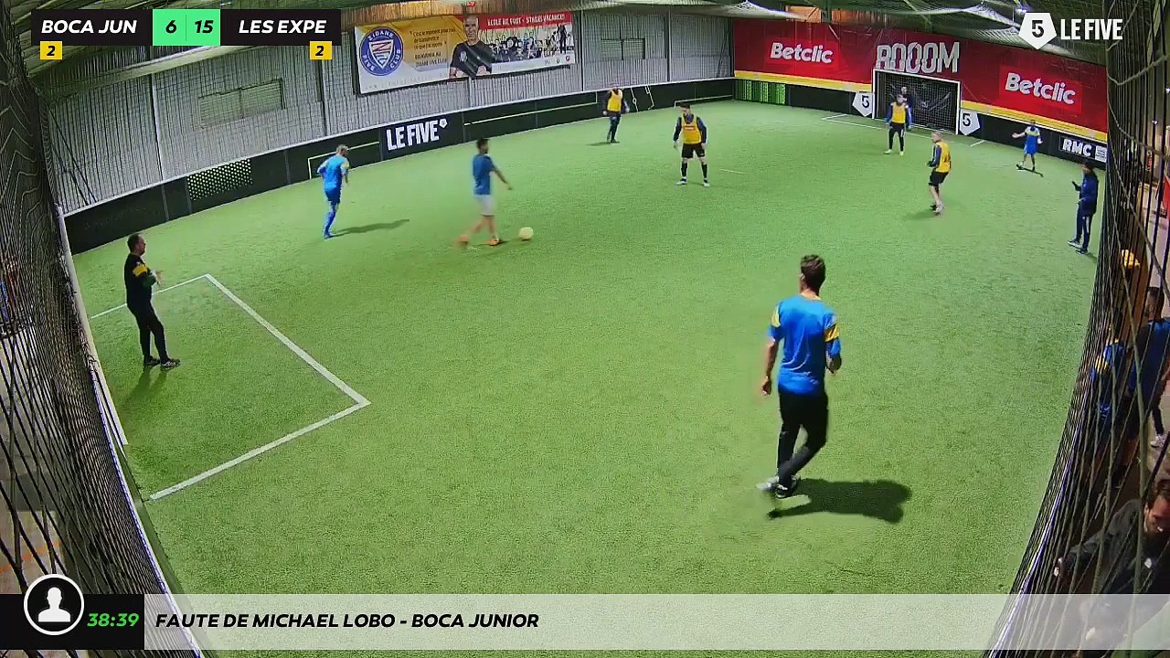 Faute de Michael Lobo - BOCA JUNIOR