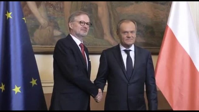 Ucraina, da Praga e Varsavia no a Macron: Non invieremo truppe