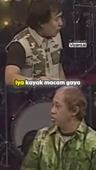 BANG KOMENG : Renang Gaya Kupu-Kupu Malam