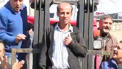 Antep'te atık kağıt toplayıcısı, Büyükşehir Belediye Başkanlığı için bağımsız aday