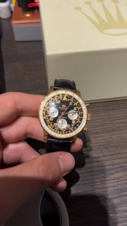 Tu aimes ⁉️ Quelle belle histoire a cette #breitling #horlogerie #montre #breitlingcosmonaute