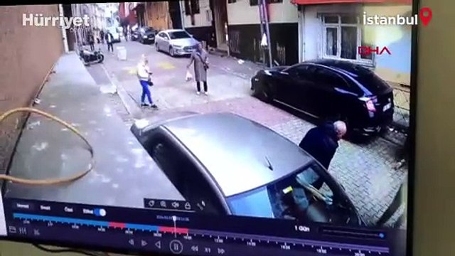 Kamyoneti durdurmaya çalıştı, iki araç arasında kaldı