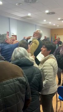 Amenazas de muerte, insultos y periodistas señalados por la alcaldesa en un nuevo pleno en Don Benito (Fuente: Javier Sánchez Luque)