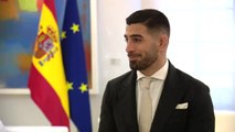 Pedro Sánchez recibe a Ilia Topuria: le confirma el DNI español