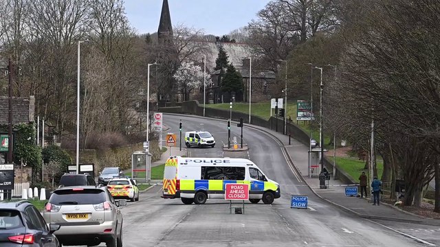 Apperley Bridge: Severe travel disruption as 'wartime bomb' found between Leeds and Bradford