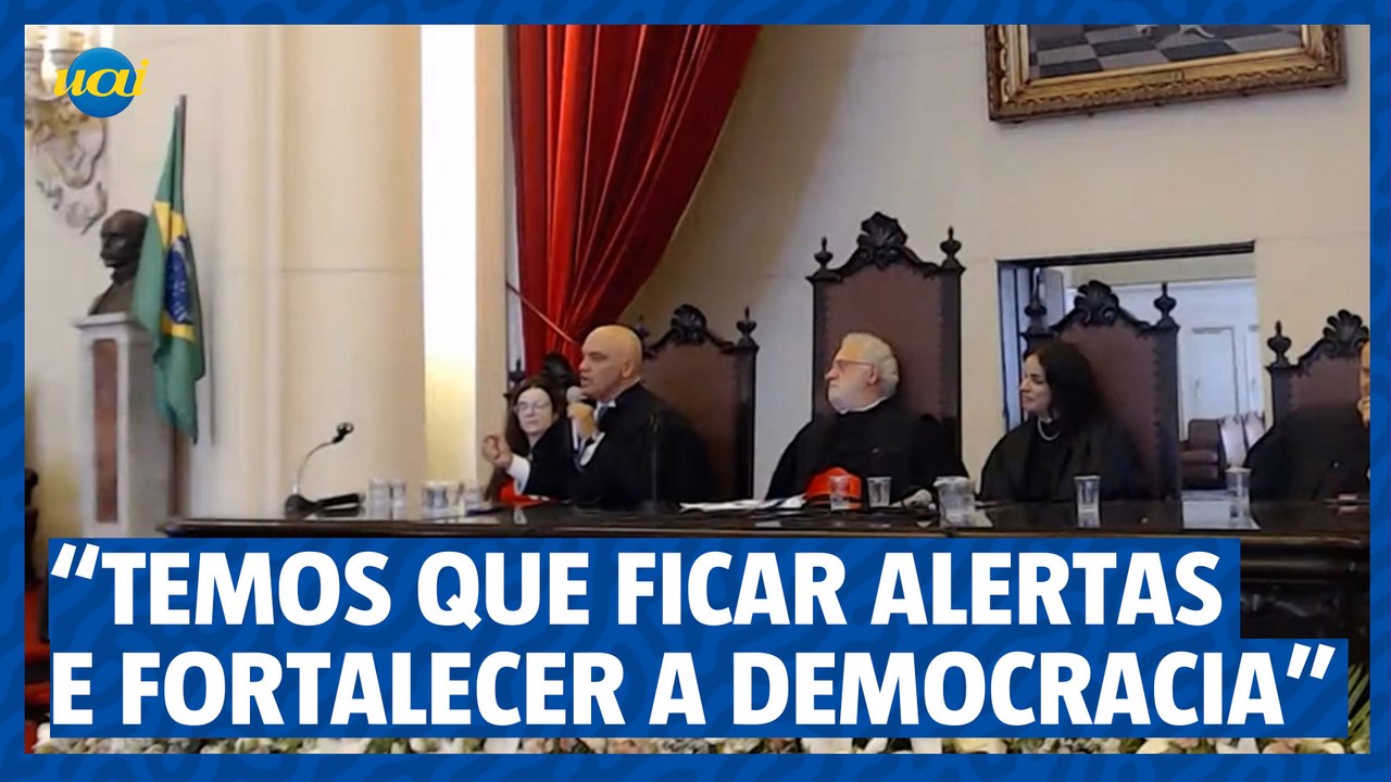 "Temos que ficar alertas e fortalecer a democracia", afirmou Moraes em evento na USP