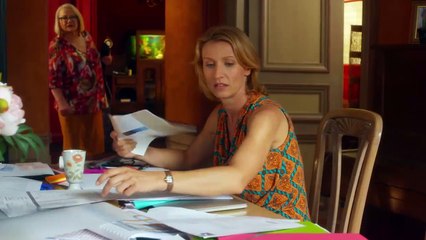 Retour chez ma mère Bande-annonce (IT)