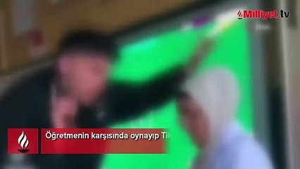 Öğretmenin karşısında oynayıp TikTok videosu çektiler