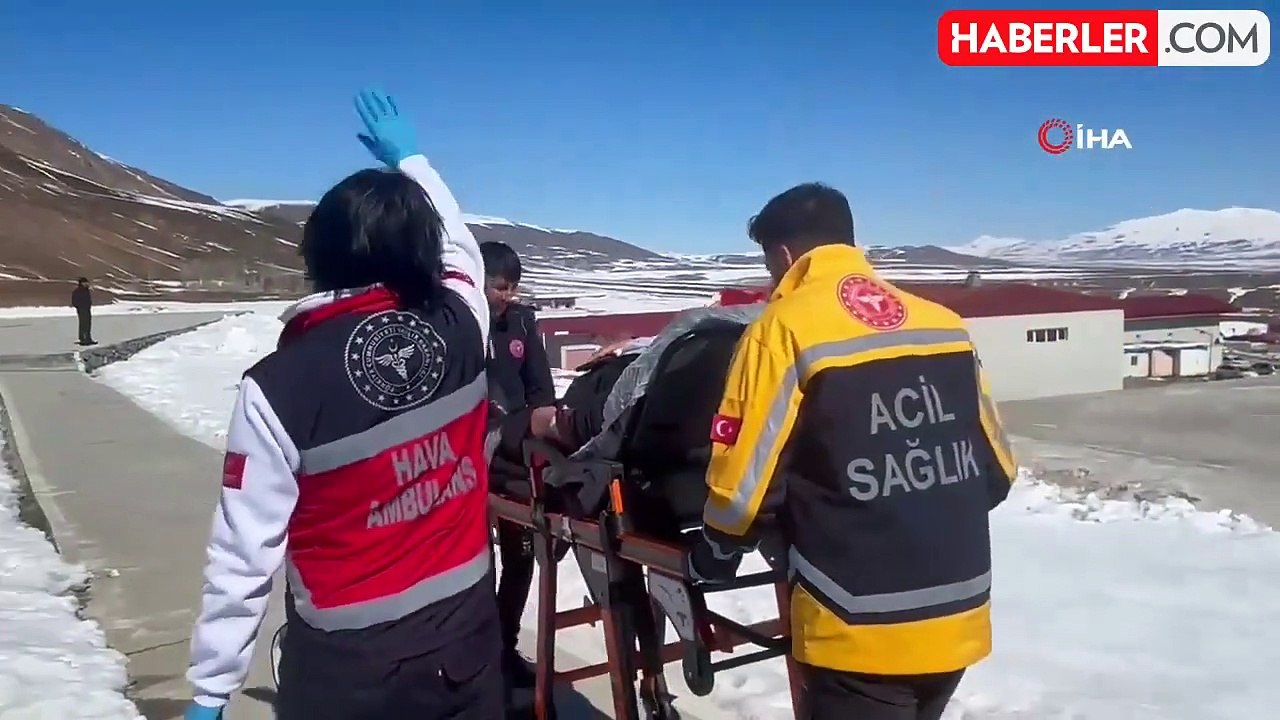Ambulans helikopter hamile kadın için havalandı