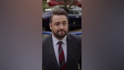 Jason Manford Debuts as New Headteacher in Waterloo Road 🎓