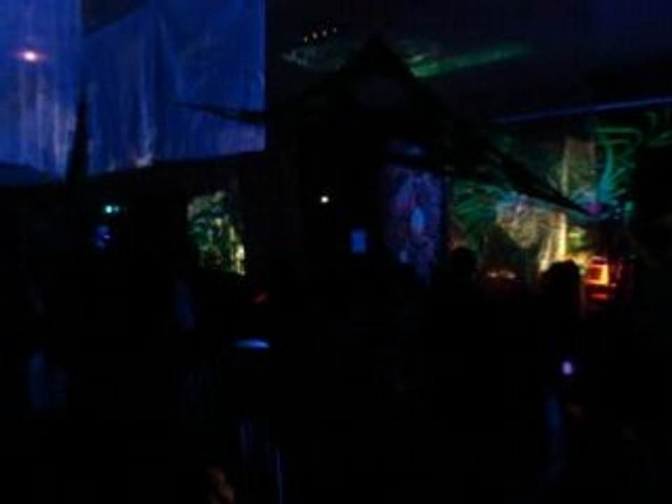 the spacebar  live act OOBE