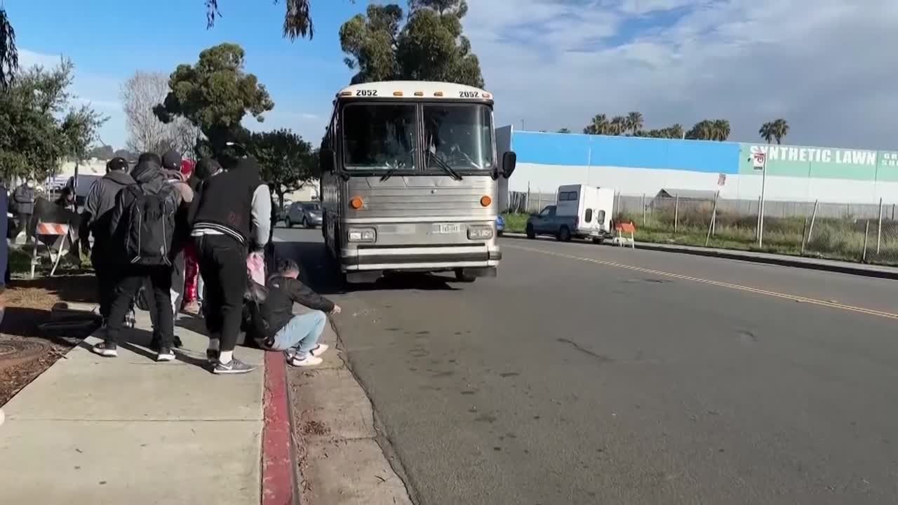 Miles de migrantes son liberados en Estados Unidos