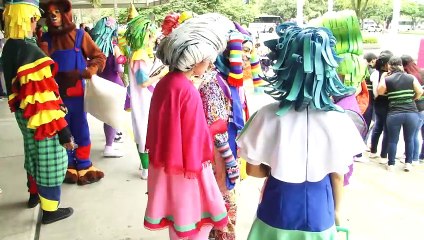 29-09-17-tres-pabellones-de-plaza-mayor-conforman-el-festival-mas-divertidos-y-lleno de-color-que-tiene-la-ciudad