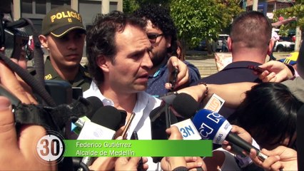 27-07-17  De nuevo el alcalde Federico Gutiérrez le pidió al gerente del Hospital General que renuncie