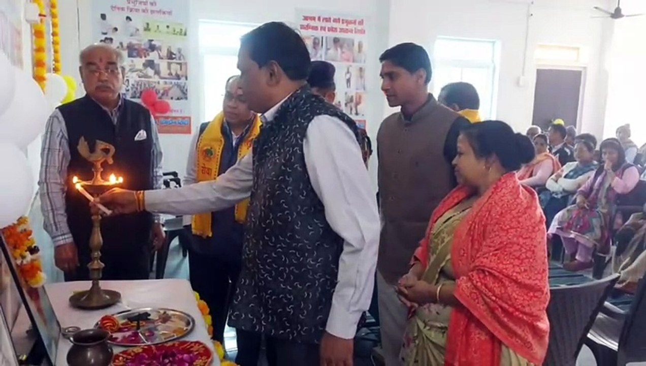सौर ऊर्जा से दमकेगा अपना घर, हर माह बनेगी 2250...