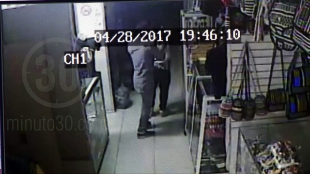 24-05-17-ladrones-amordazaron-victimas-20-minutos-desocuparon-cinco-locales-itagui