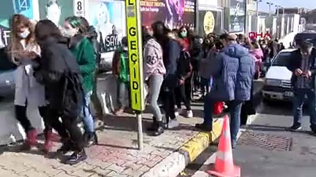 Güney Koreli müzik grubu A.C.E İstanbul'da konser verdi