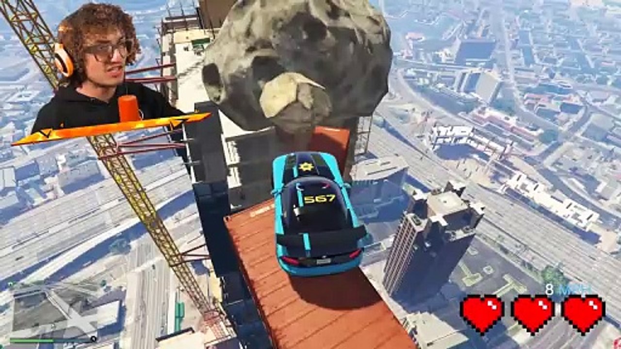 Upgrading NOOB to WORLD'S STRONGEST $1,000,000,000 GOD Police Car in GTA 5!