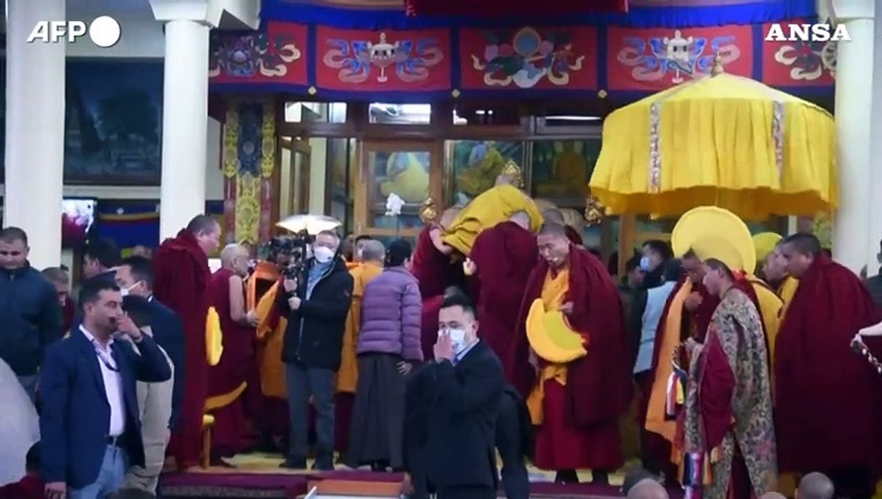 India, incontro pubblico con il Dalai Lama nel "Giorno delle offerte"