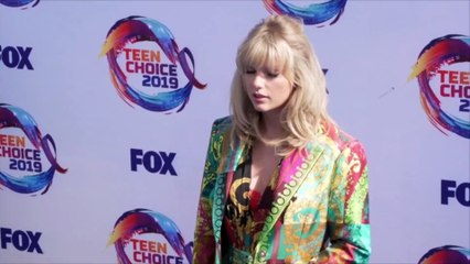 Taylor Swift, Snoop Dogg, Khloe Kardashian Turn Down Jennifer Lopez Film Opportunities.