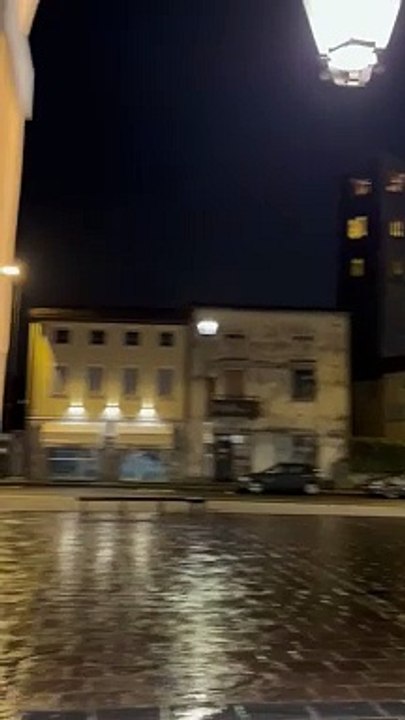 Erba, le statue di Rosa e Olindo