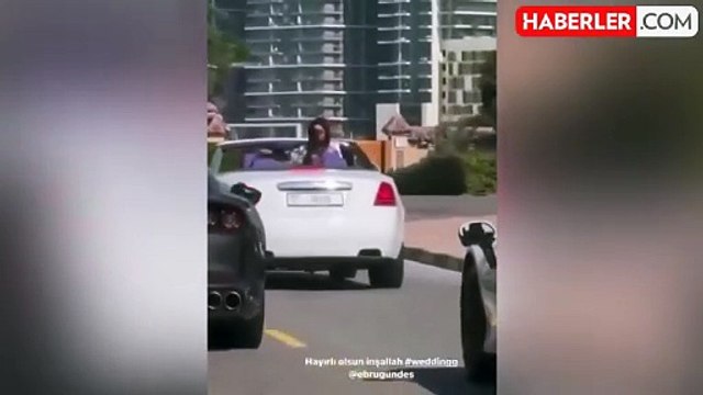 Dubai'de evlenen Ebru Gündeş ve Murat Özdemir çiftinden ilk kare geldi