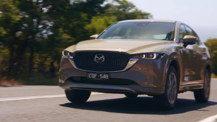 Mazda CX-5 Akera Petrol Turbo AWD in Zircon Sands Driving Video