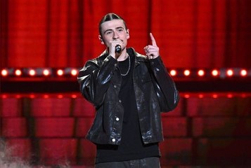 Pierre Garnier dévoile enfin la version acoustique de « Ceux qu’on était » 🎶