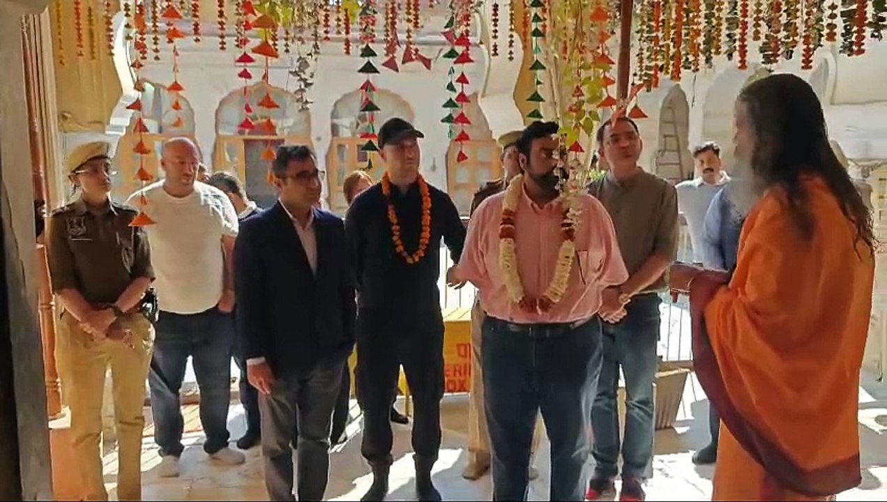 फुजैराह के प्रिंस ने किए गलता गादी के दर्शन, पीठाधीश्वर से लिया आशीर्वाद