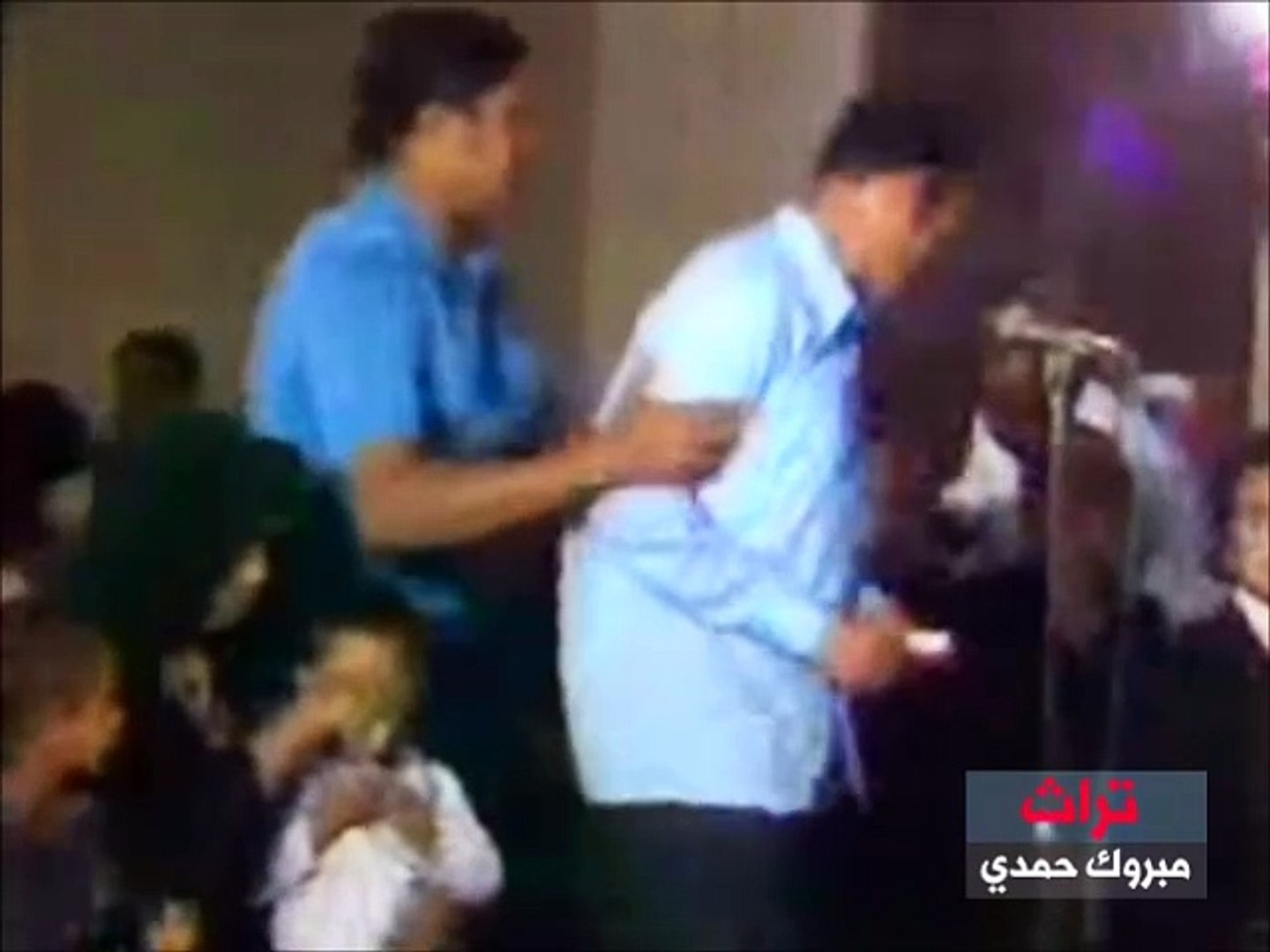 ⁣مواطن زودها حبتين في مدح الرئيس السادات 1977