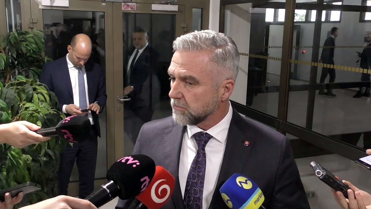 ZÁZNAM: Nový štatút SIS je podľa Kolíkovej účelový, Gašpar hovorí o reakcii na situáciu