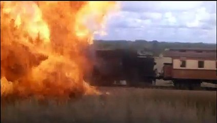 Official Trailer - KING SOLOMON'S MINES (1985, Richard Chamberlain)