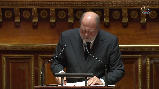 IVG dans la Constitution: Il est toujours trop tard si on attend qu'un droit soit menacé pour le protéger déclare à la tribune Éric Dupond-Moretti