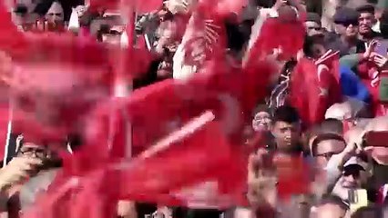 Özgür Özel'den DEM Parti açıklaması! "Çiçek yaptırım arkadaşlarımla ziyaret ettim"