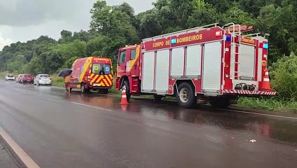 Homem fratura um dedo da mão após capotamento na BR-163 em Cascavel