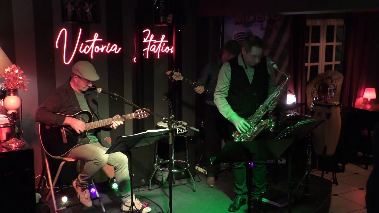 BLUE JAZZ 4tet - Trio