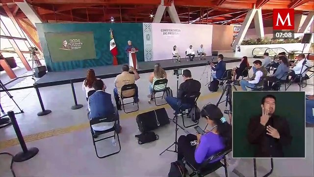 AMLO dice que dejará más de 3 mil kilómetros de vías para trenes de pasajeros