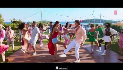 FIGHTER_ Bekaar Dil (Song) Hrithik Roshan, Deepika, Vishal-Sheykhar, Vishal M, Shilpa, Bosco-Caesar (1)