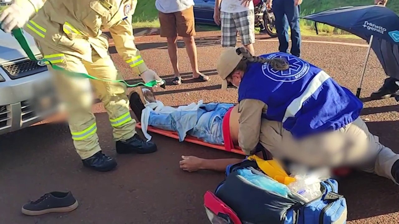 Ciclista fratura perna em acidente na Marginal da PRc-467