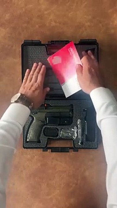 9mm Turkey Made Zigana Px9 G3 Green Pistol Unboxing and Hands on. #9mm