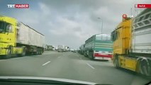 Gazze’ye girmeyi bekleyen yardım tırları kilometrelerce kuyruk oluşturdu