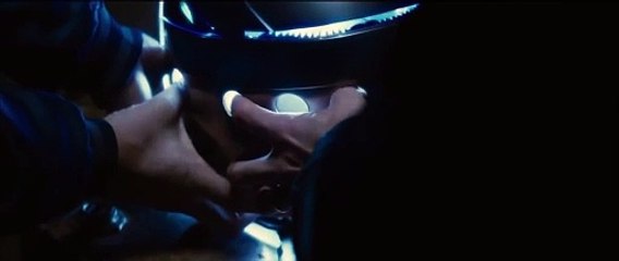 Voisins du troisième type (2012) - Bande annonce