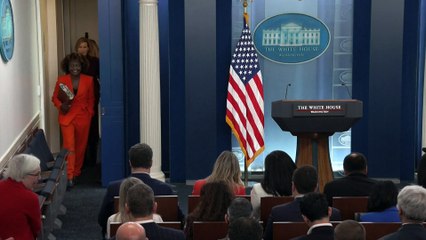 Biden está "en forma" para cumplir sus funciones, según chequeo médico