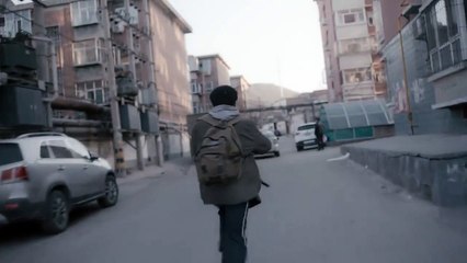 An Elephant Sitting Still (2018) - Bande annonce