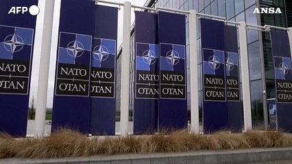 NATO Asta Vuota Pronta per la Bandiera Svedese 🇸🇪