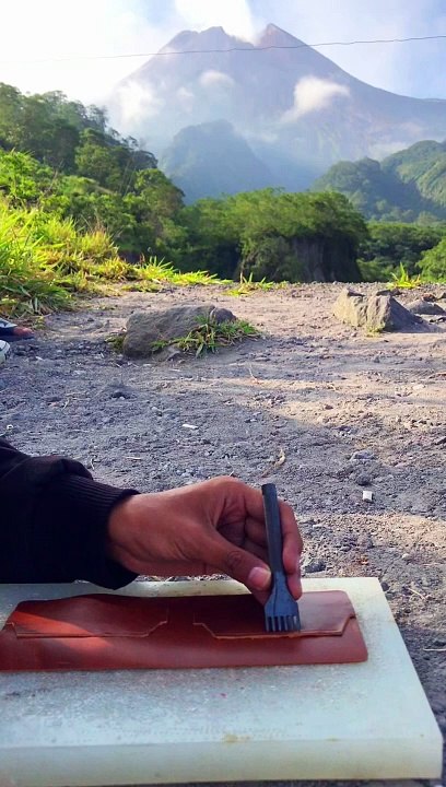 Making membuat cardholder handmade