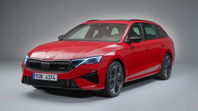 The new Skoda Octavia vRS Exterior Design in Velvet Red