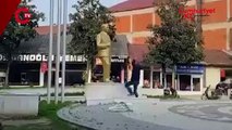 Sakarya'da Atatürk heykeline balyozlu saldırı!