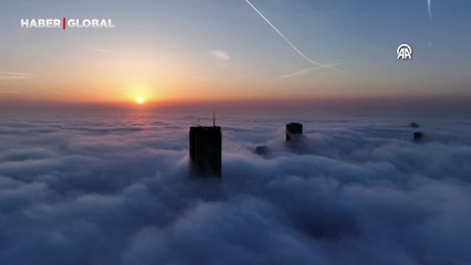 İstanbul siste kayboldu! Kartpostallık görüntüler